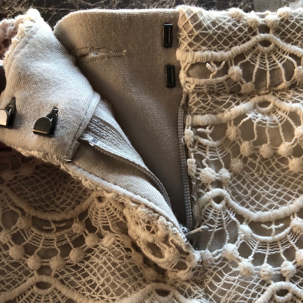 Express Crochet Shorts - Picture 4 of 7